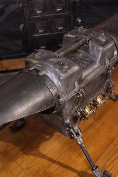 suspension usine ancienne