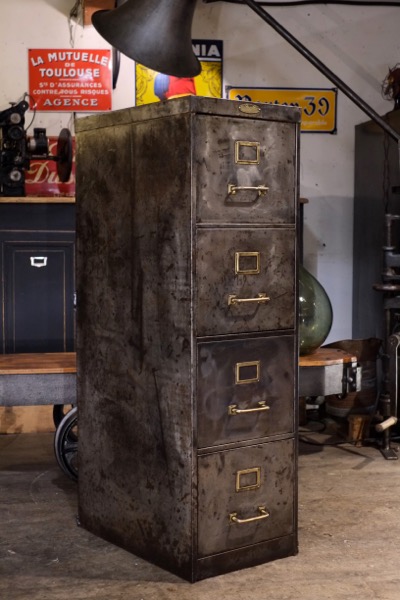 meuble industriel de metier strafor laiton