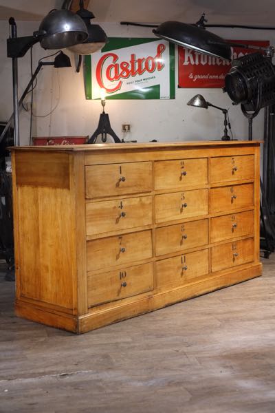 meuble de metier de commerce ancien