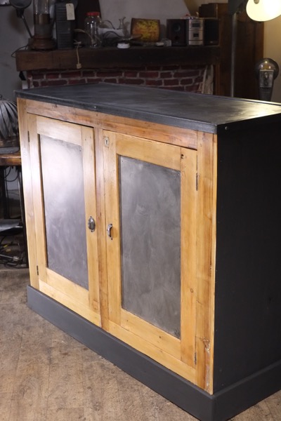 meuble de metier 2  grande portes metal bois