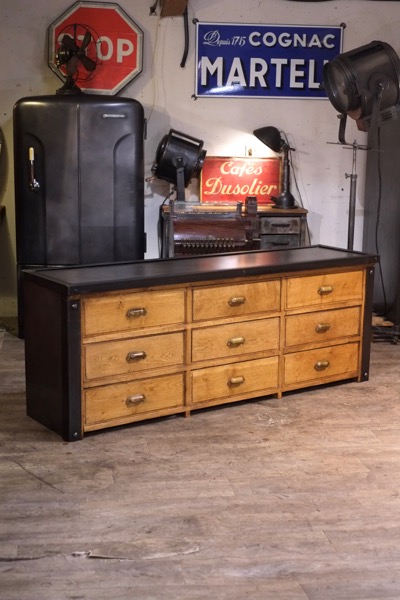 meuble de metier plusieurs tiroirs bois metal